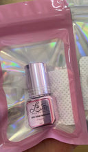 Load image into Gallery viewer, LUXE Platinum Lash Adhesive