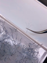 Load image into Gallery viewer, 5D .07 Pro-Made Colored Loose Volume Fans - Bulk Tray