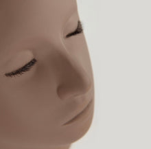 Load image into Gallery viewer, Mannequin Head with Realistic Lashes - Dark curly lash