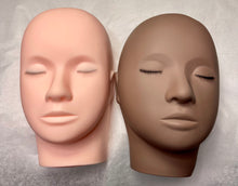Load image into Gallery viewer, Mannequin Head with Realistic Lashes