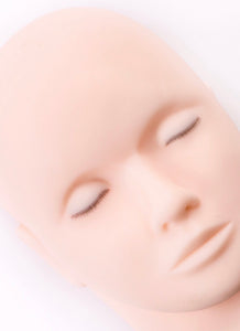 Mannequin Head with Realistic Lashes - Light straight lashes